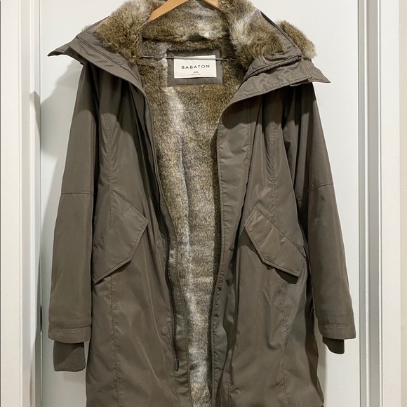Aritzia Babaton Oskar Parka - Picture 2 of 10